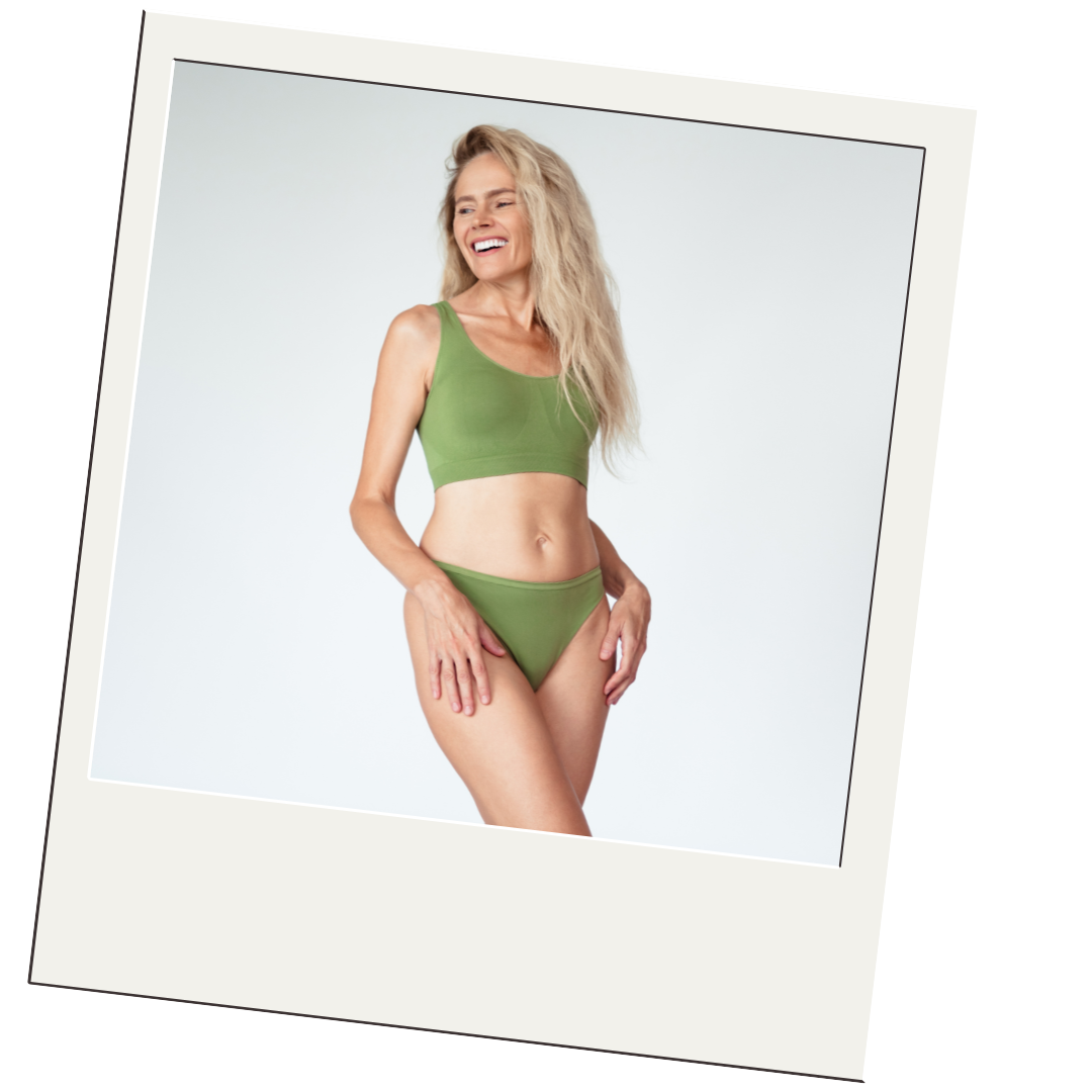 photo d'une femme âgée et mince